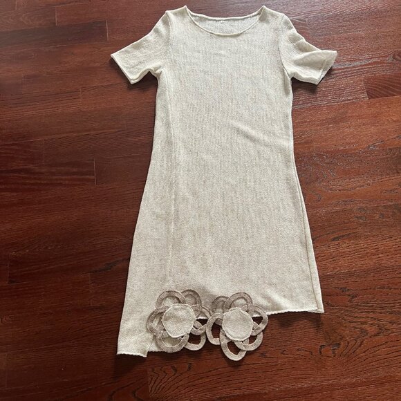 NWT Italian Asymmetric Knit Linen Dress with Handmade Floral Applique L cream - Picture 4 of 9